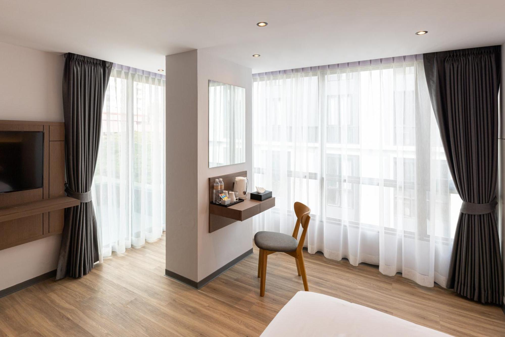 Pure Eleven Hotel Bangkok Makkasan Экстерьер фото